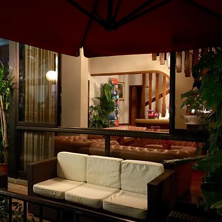 Meuble Lariana Hotell Bellaria-Igea Marina Exteriör bild