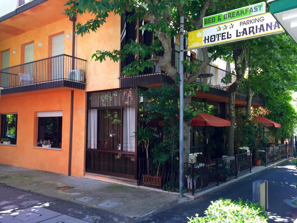 Meuble Lariana Hotell Bellaria-Igea Marina Exteriör bild